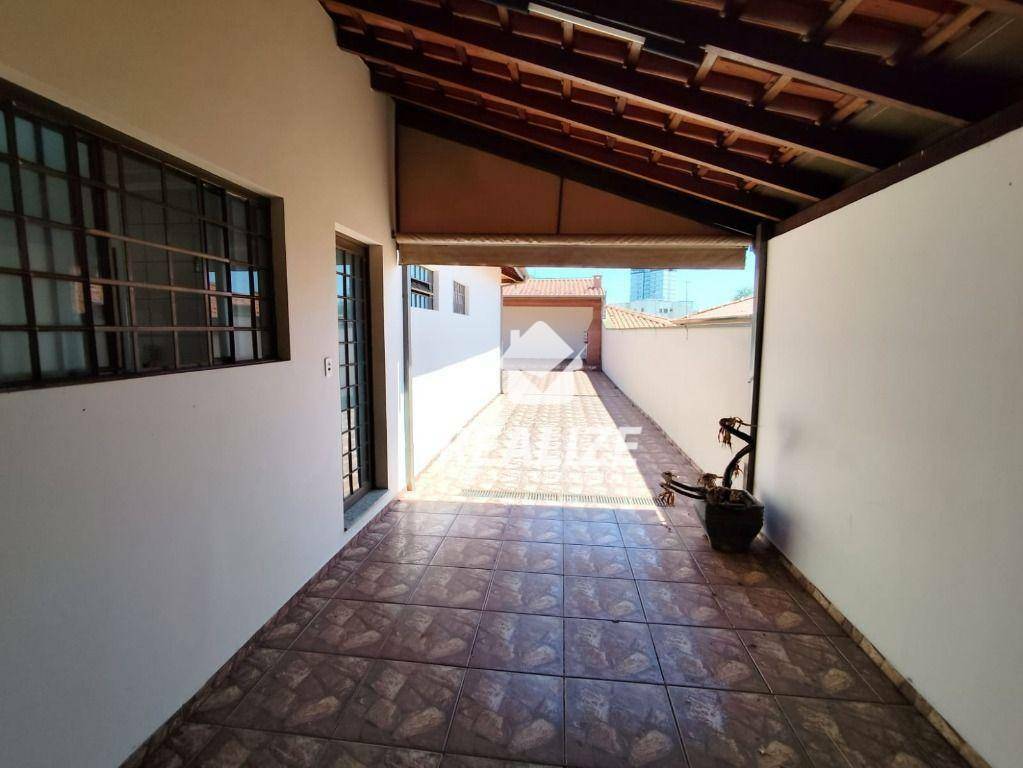 Casa à venda com 3 quartos, 144m² - Foto 17