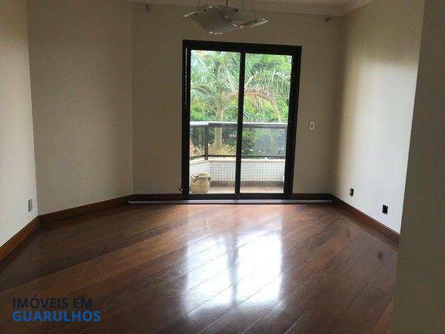 Apartamento à venda com 3 quartos, 200m² - Foto 5