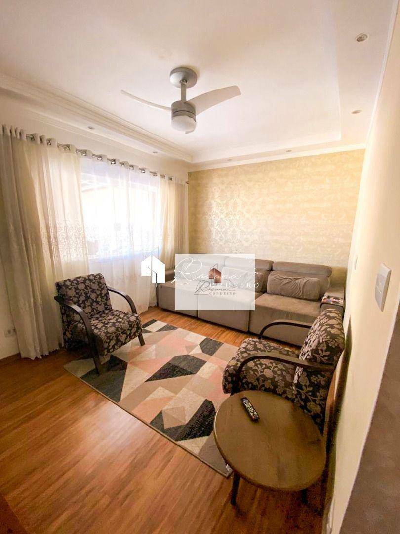 Casa à venda com 2 quartos, 104m² - Foto 2