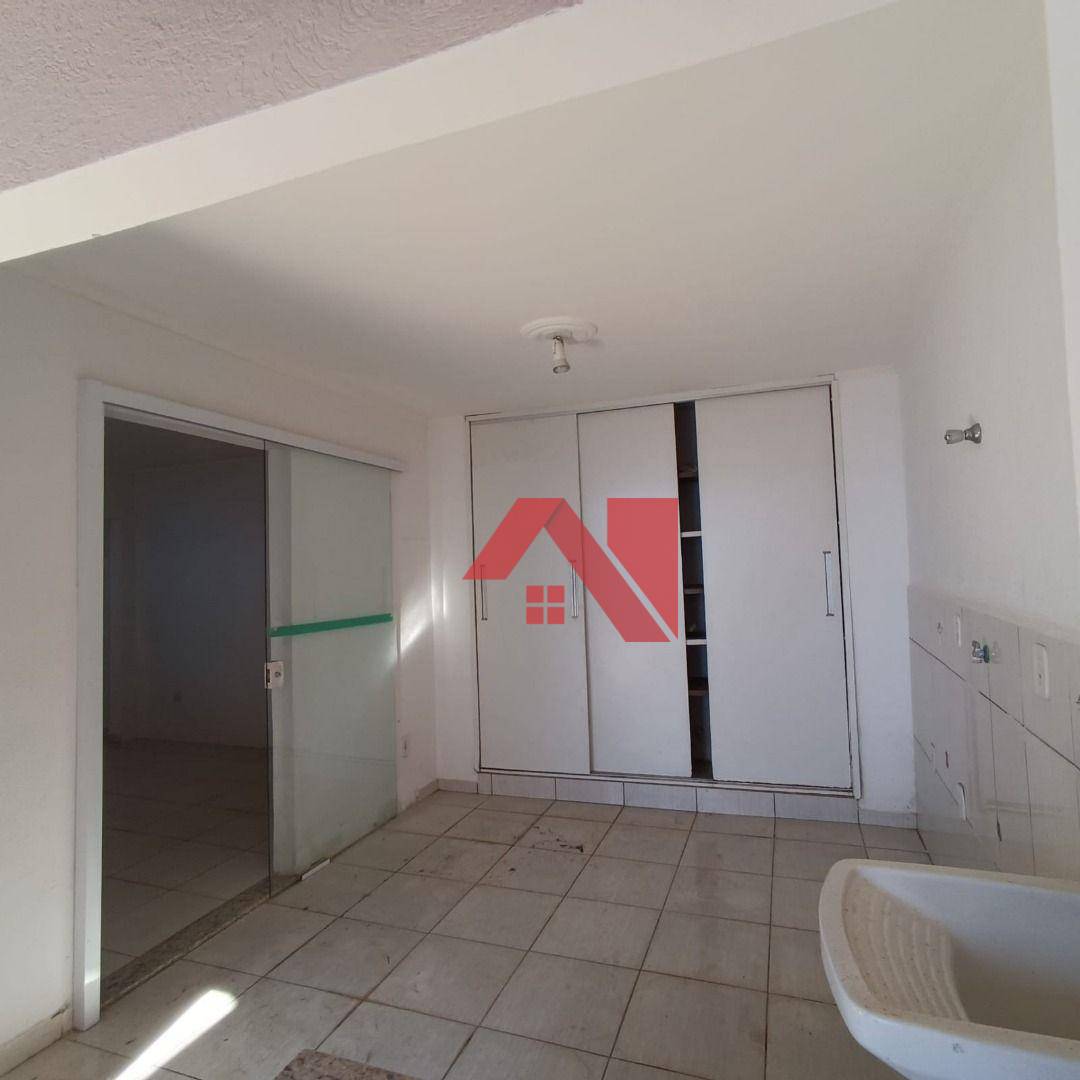 Casa à venda com 4 quartos, 180m² - Foto 18