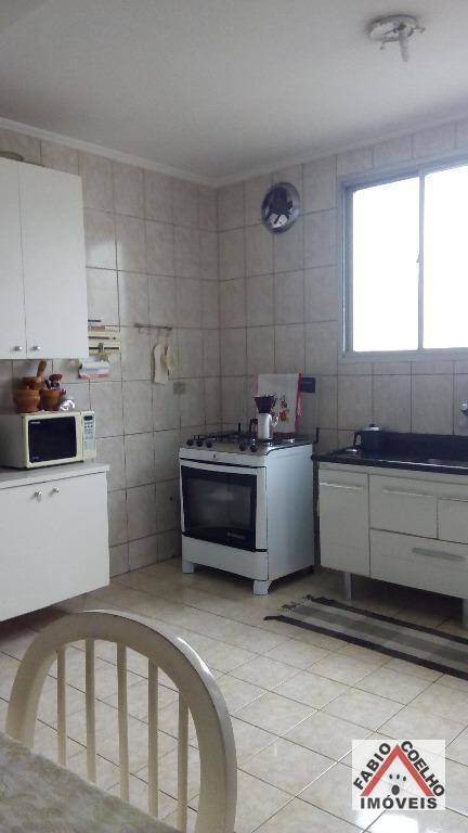 Sobrado à venda com 3 quartos, 123m² - Foto 2