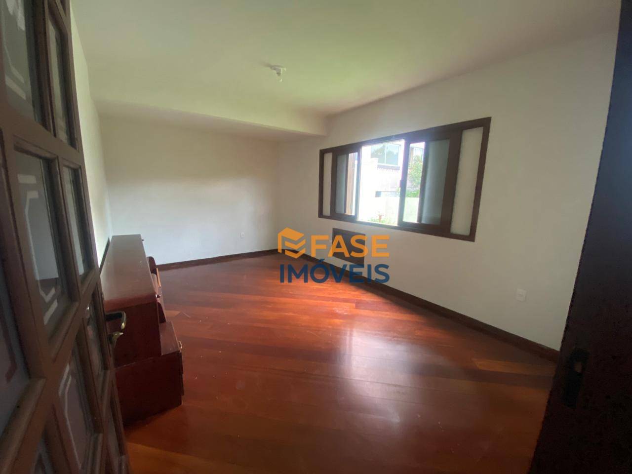 Casa à venda com 4 quartos, 223m² - Foto 10