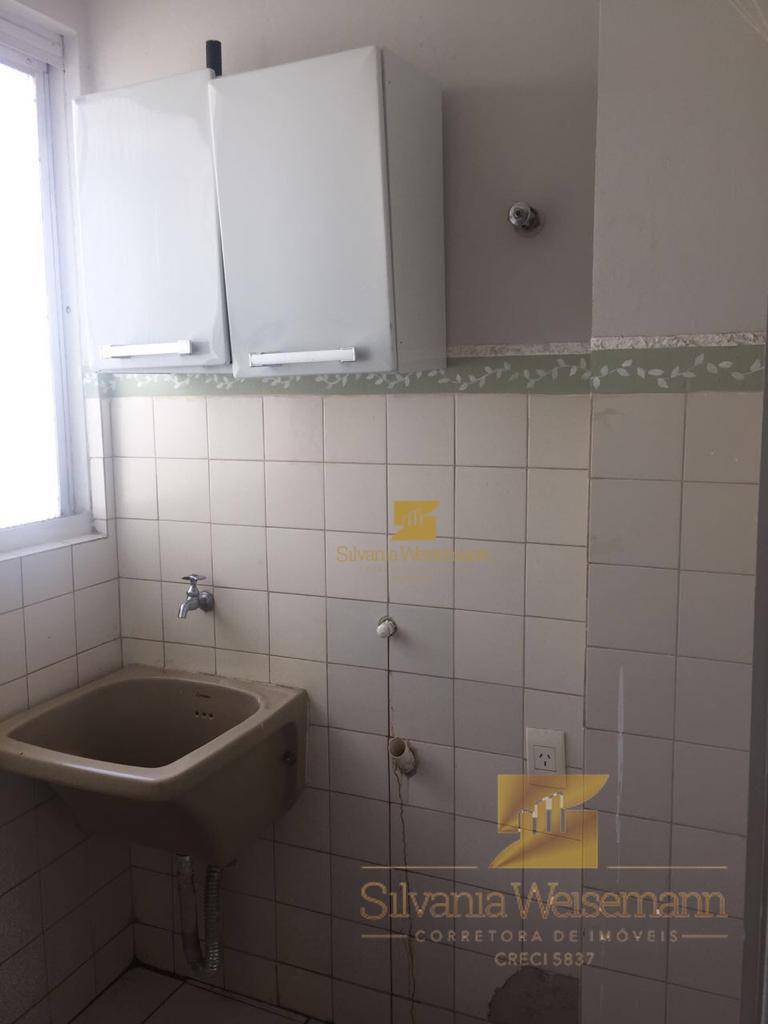 Apartamento à venda com 2 quartos, 60m² - Foto 10