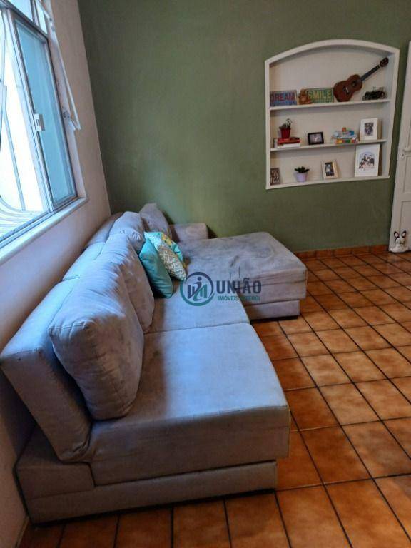 Apartamento à venda com 3 quartos, 83m² - Foto 3