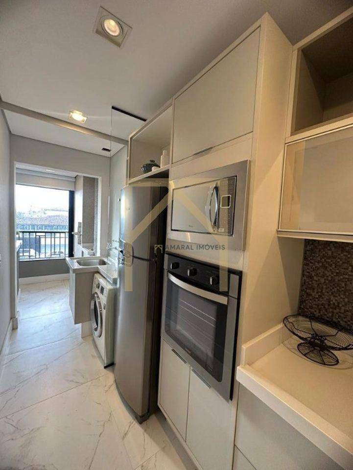 Apartamento à venda com 3 quartos, 92m² - Foto 6