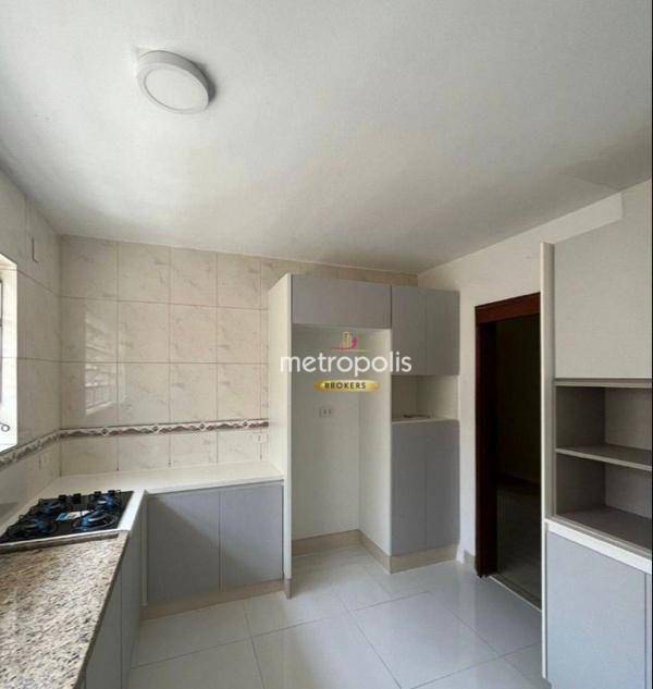 Sobrado à venda com 4 quartos, 190m² - Foto 7