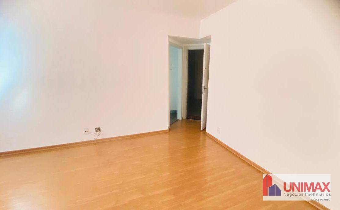 Apartamento para alugar com 3 quartos, 86m² - Foto 6