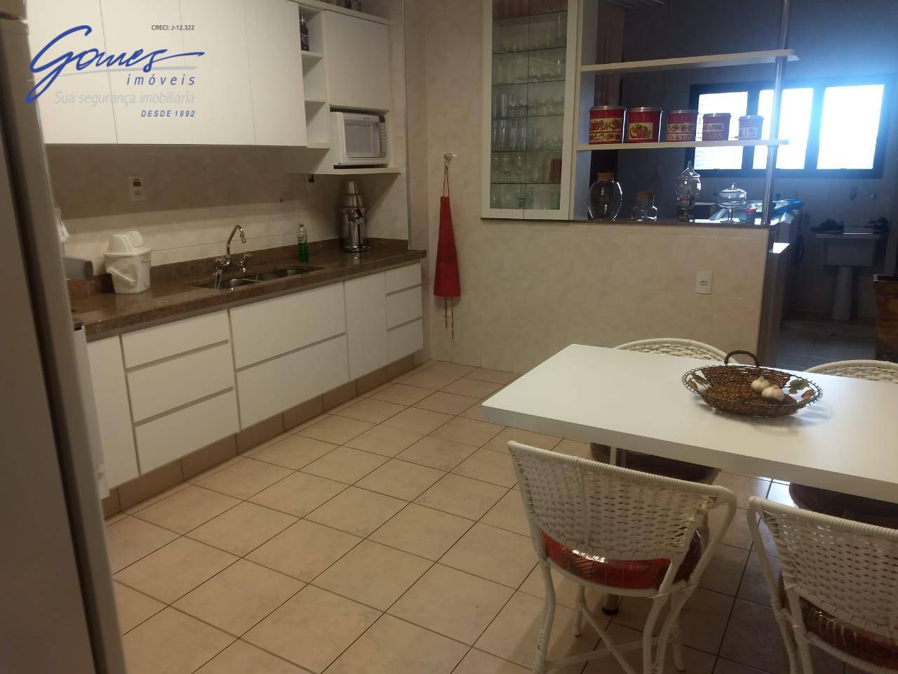 Apartamento à venda com 4 quartos, 200m² - Foto 7