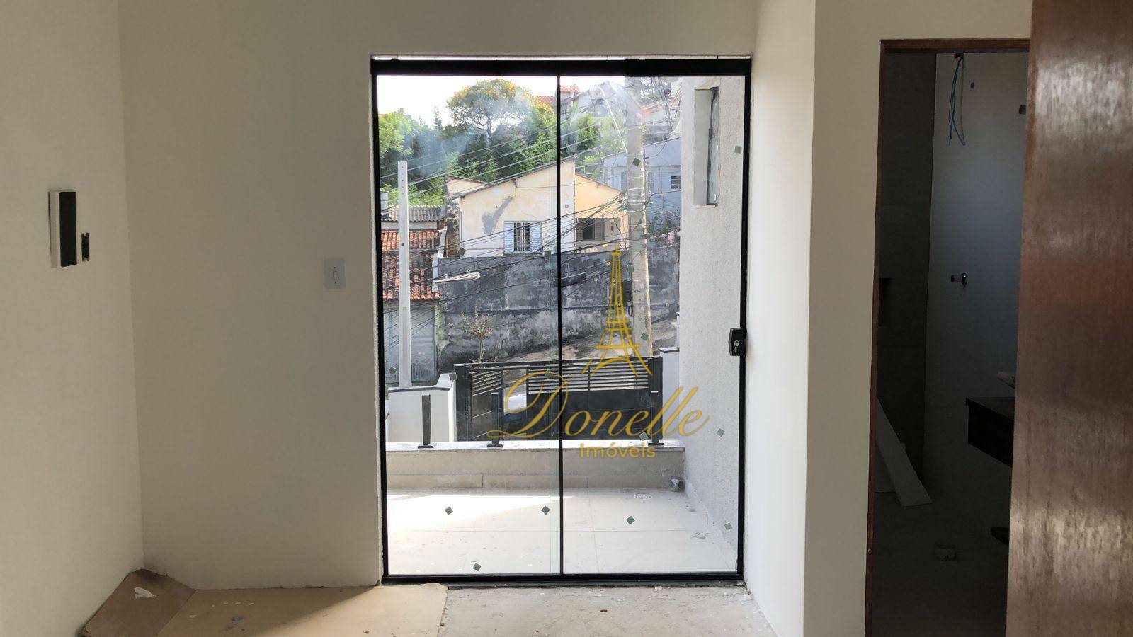 Sobrado à venda com 3 quartos, 100m² - Foto 2