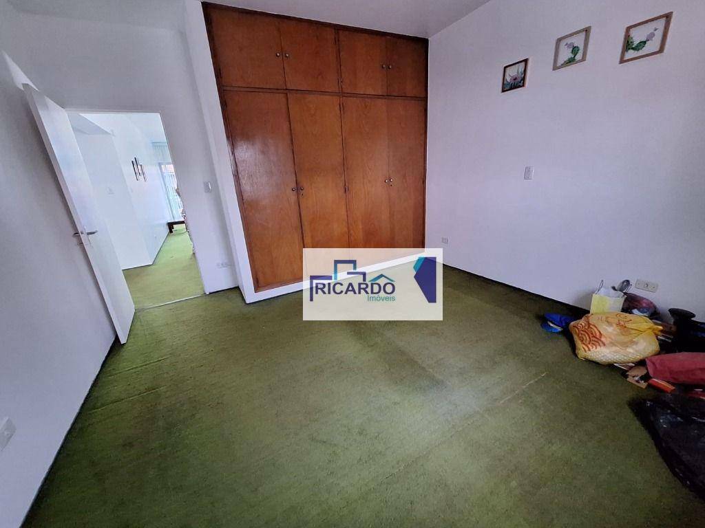 Sobrado à venda com 3 quartos, 287m² - Foto 11