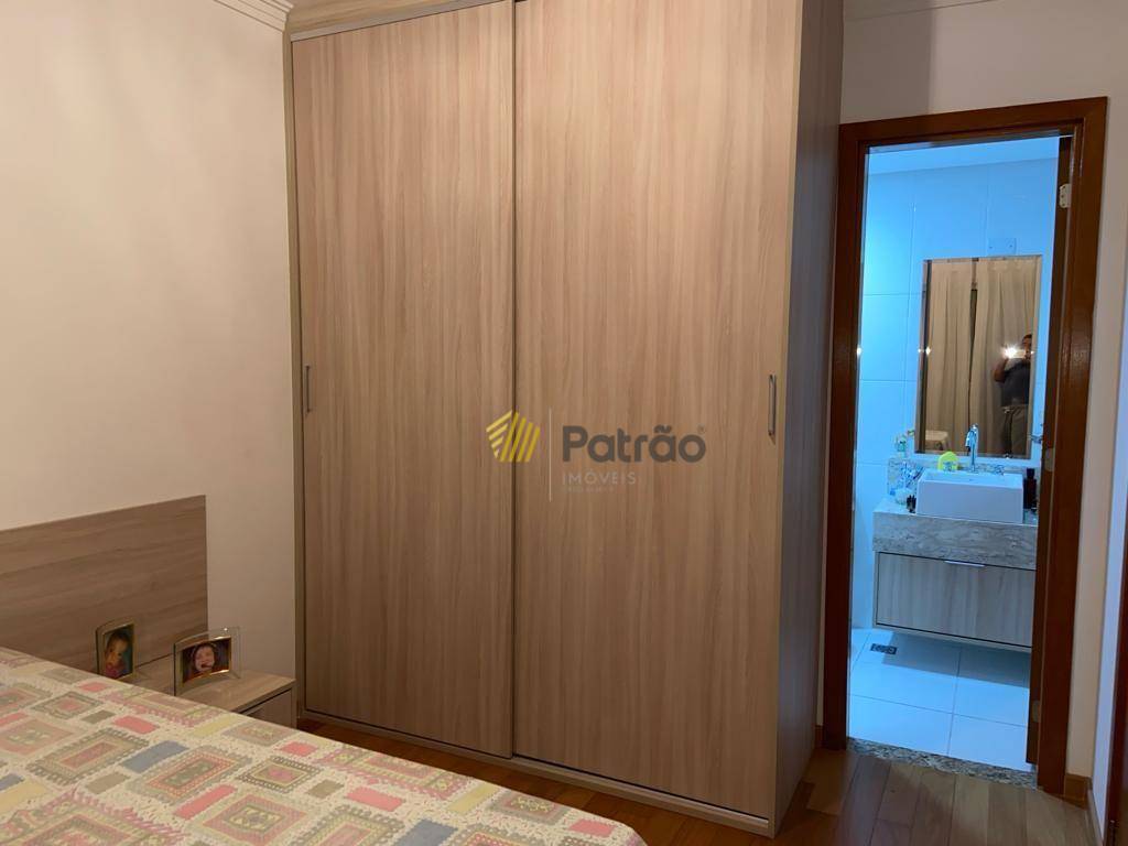 Apartamento à venda com 3 quartos, 153m² - Foto 19