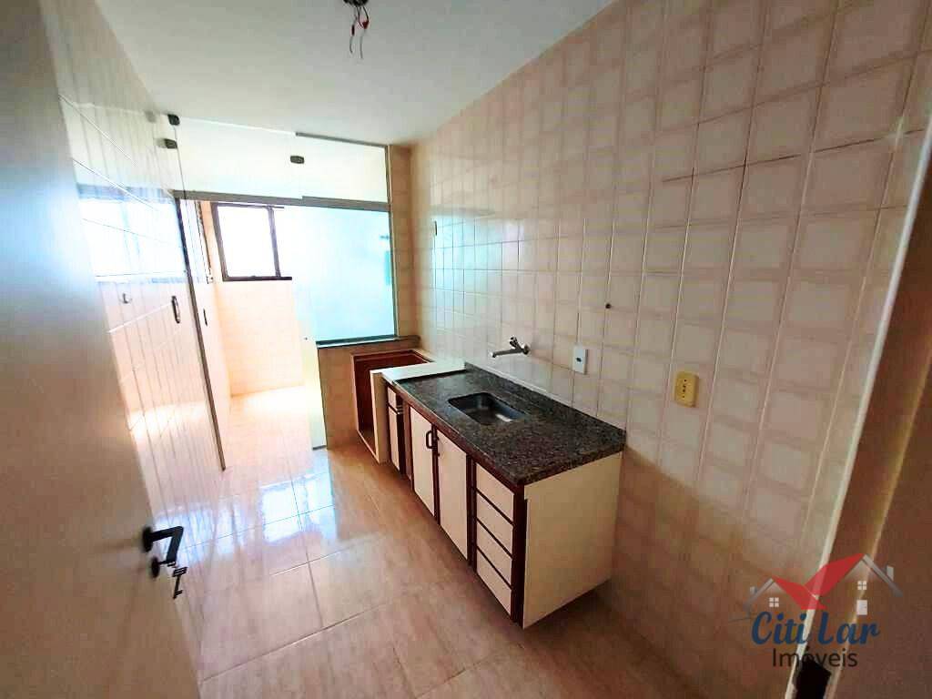 Apartamento à venda com 2 quartos, 60m² - Foto 7