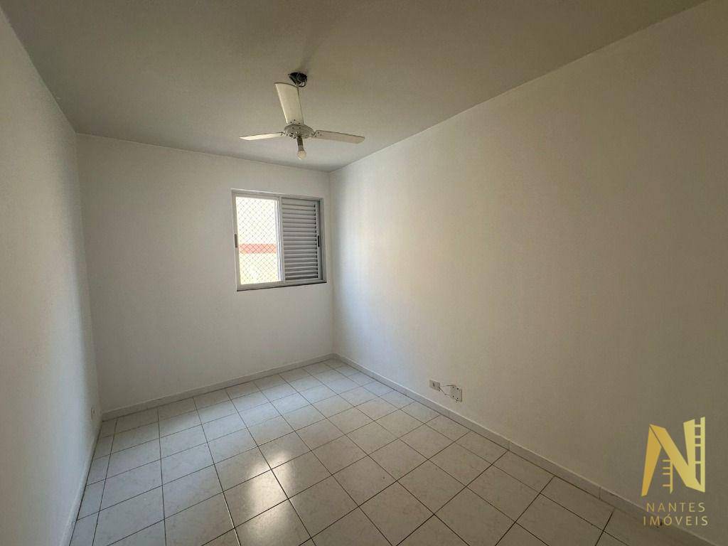 Apartamento à venda com 3 quartos, 74m² - Foto 6