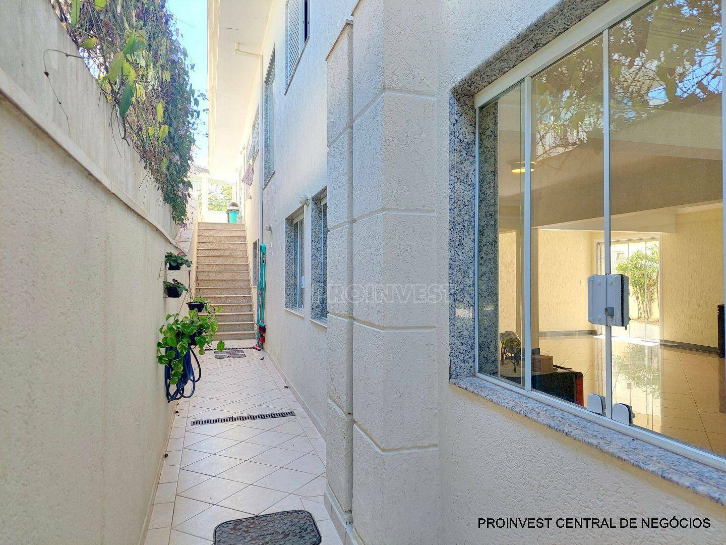 Casa de Condomínio à venda com 4 quartos, 680m² - Foto 54