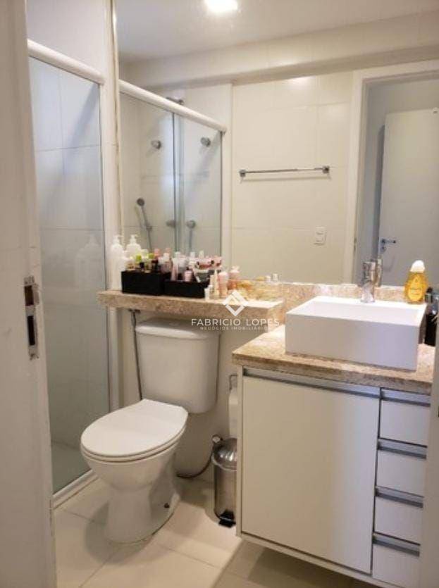 Apartamento à venda com 2 quartos, 75m² - Foto 10