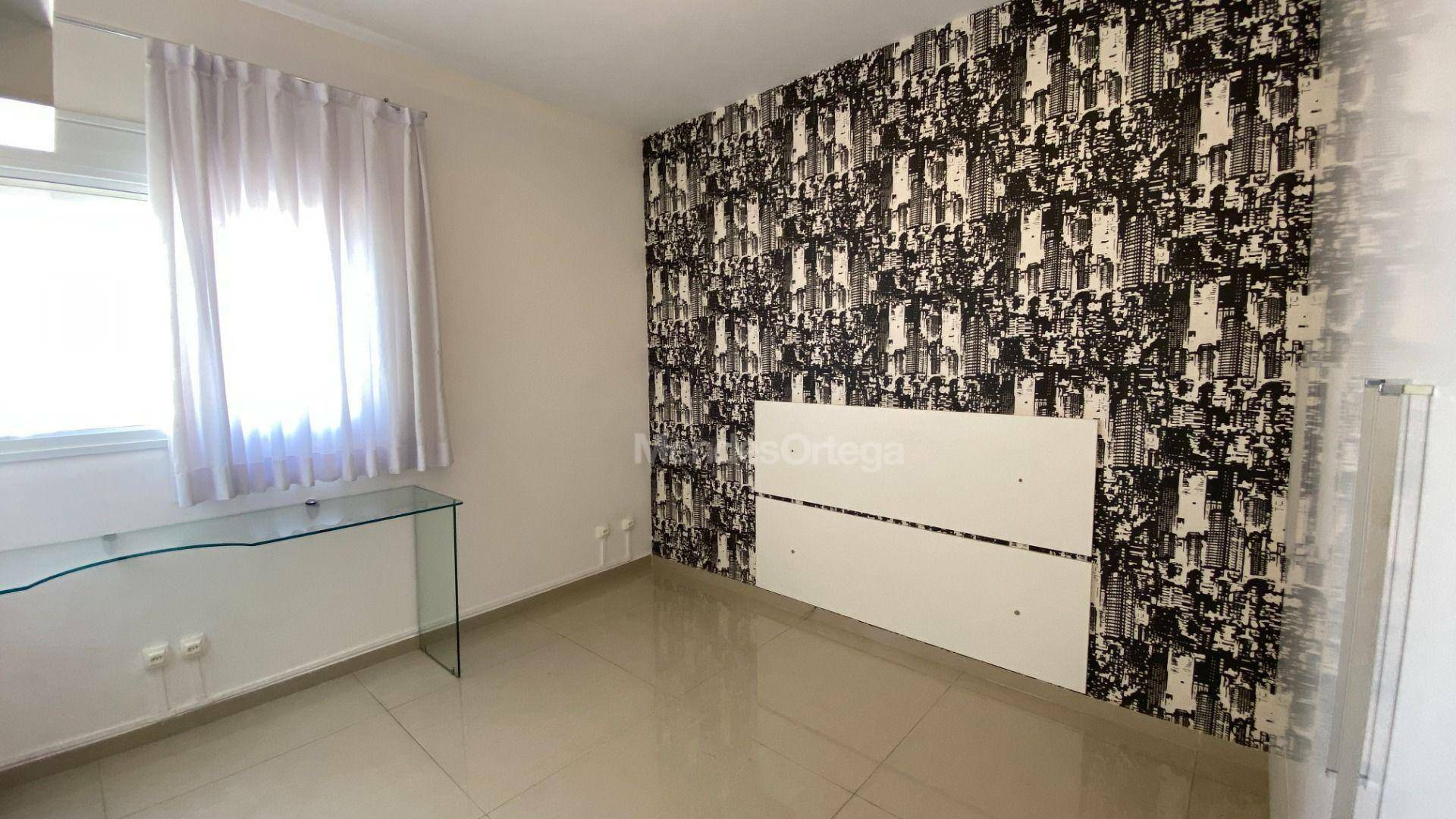 Apartamento à venda com 3 quartos, 236m² - Foto 17