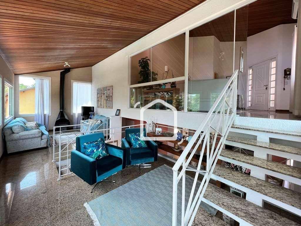 Casa de Condomínio à venda com 4 quartos, 400m² - Foto 11