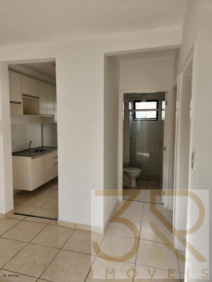 Apartamento à venda com 2 quartos, 48m² - Foto 4