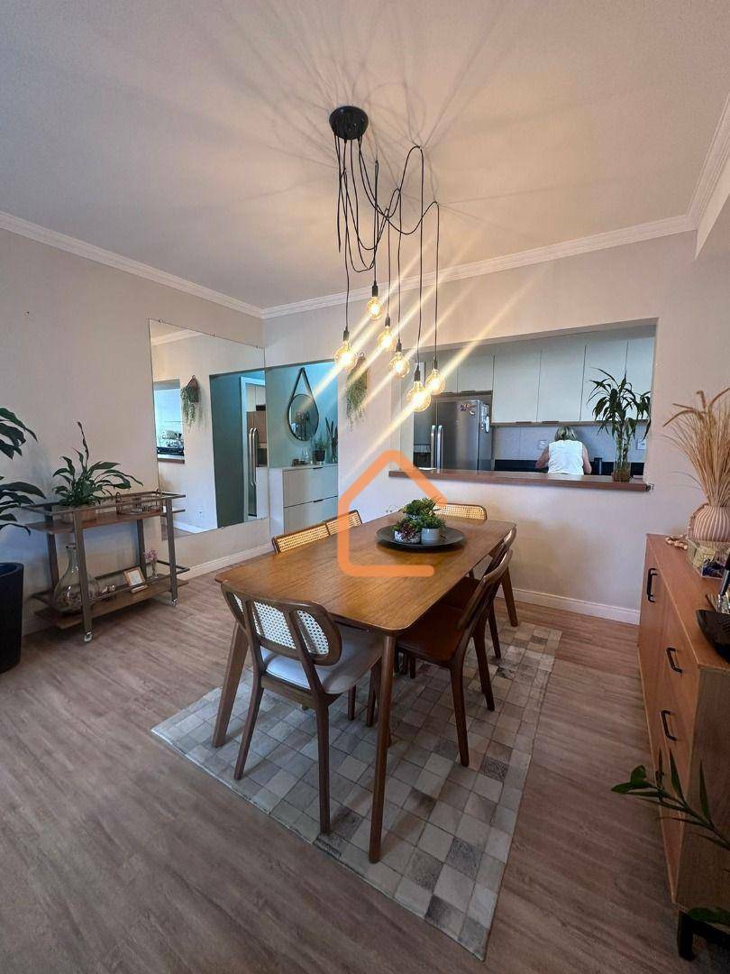 Apartamento à venda com 3 quartos, 94m² - Foto 7