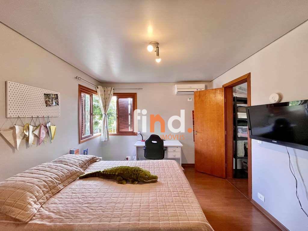 Casa de Condomínio à venda com 3 quartos, 319m² - Foto 10