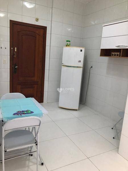 Apartamento à venda com 2 quartos, 70m² - Foto 8