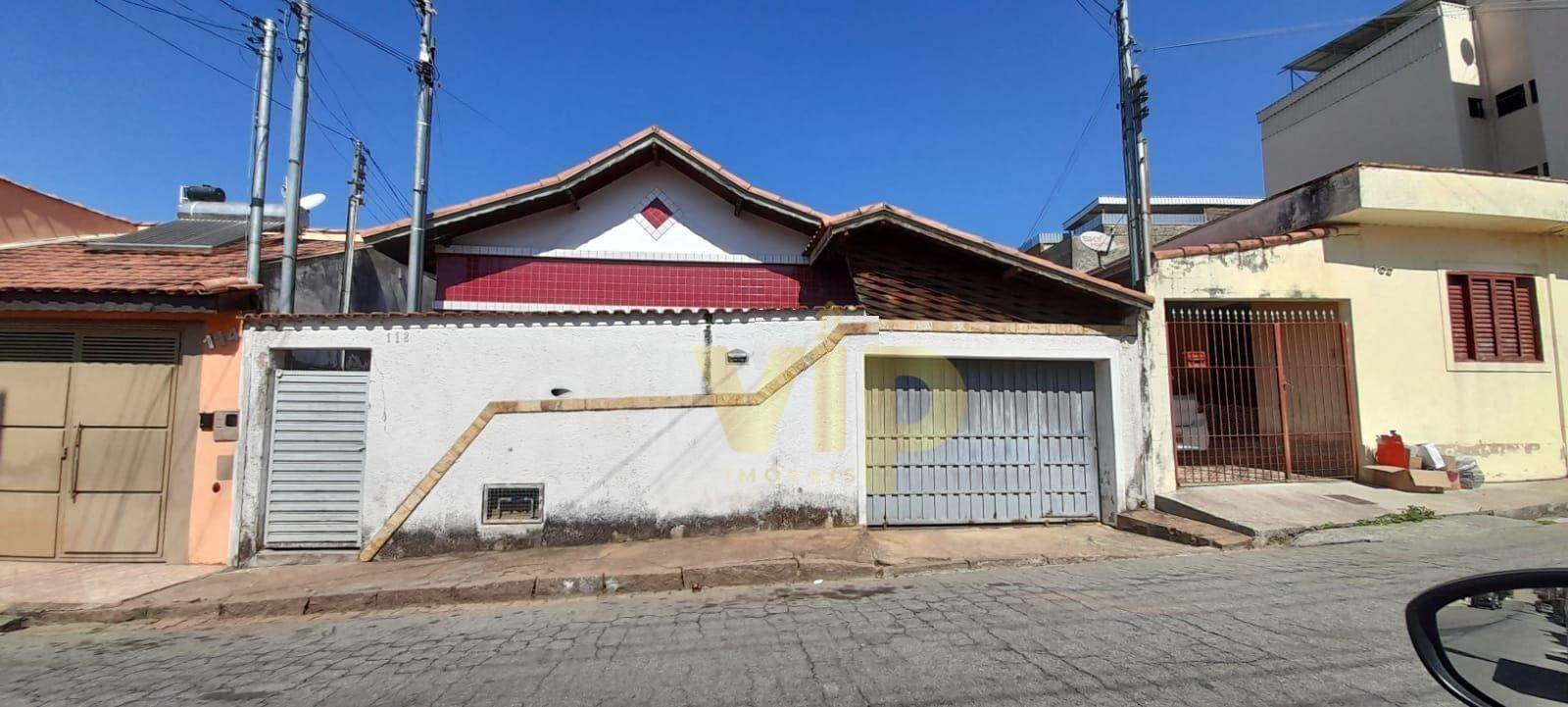 Casa à venda com 2 quartos, 70m² - Foto 2