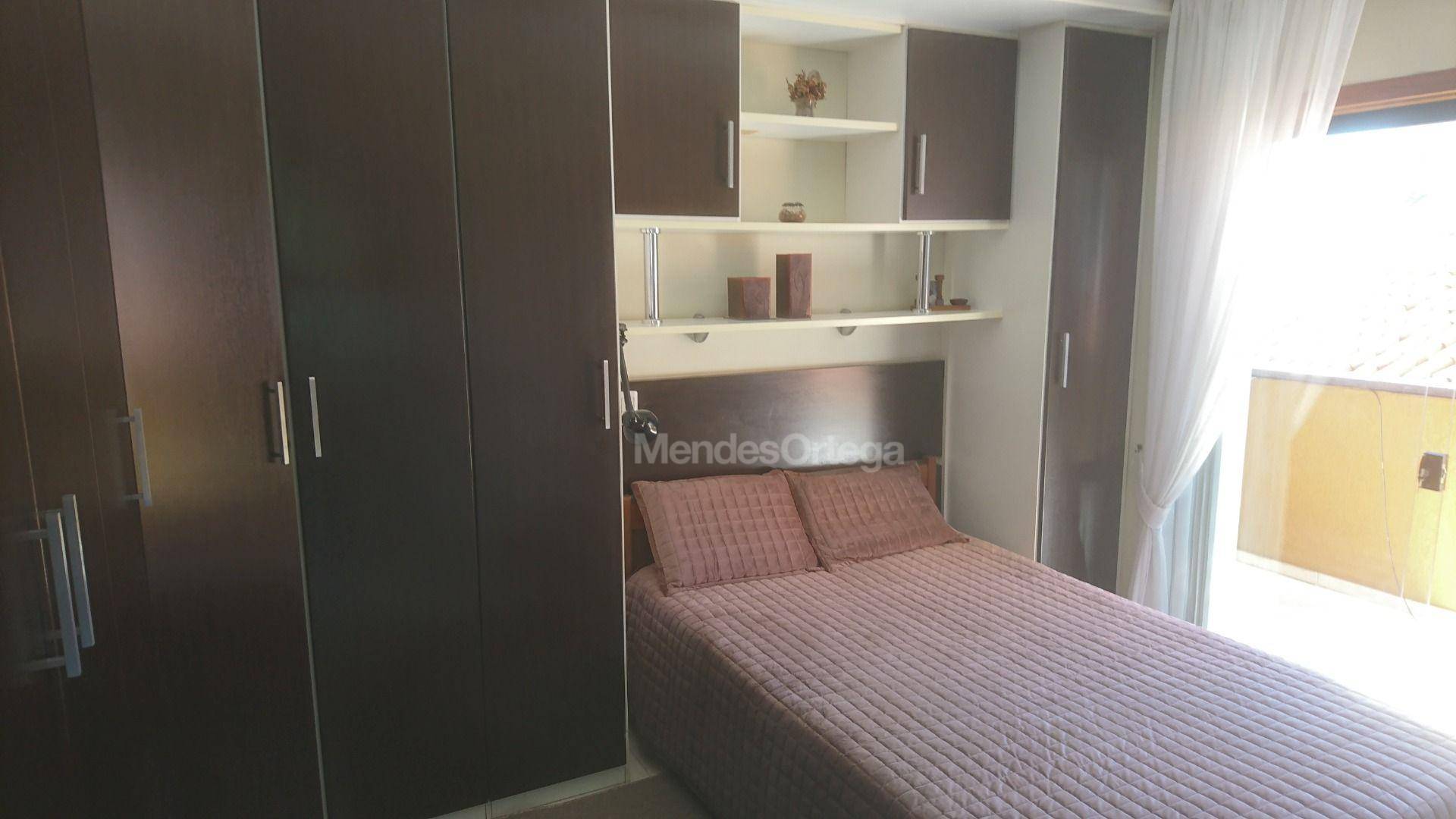 Casa à venda com 5 quartos, 278m² - Foto 18