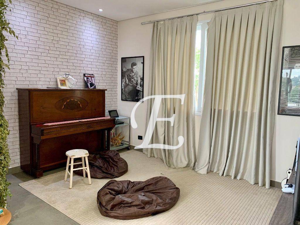 Casa de Condomínio à venda com 3 quartos, 360m² - Foto 8