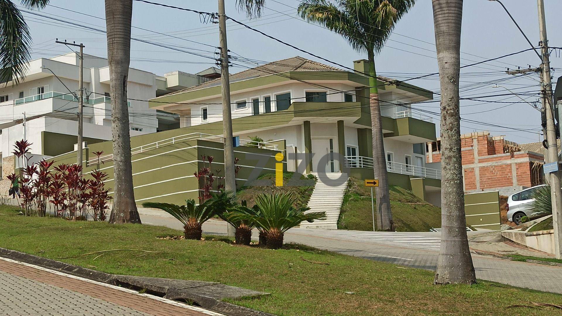 Casa de Condomínio à venda e aluguel com 5 quartos, 900m² - Foto 1