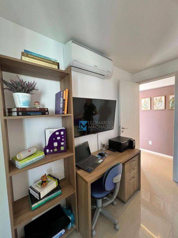 Apartamento à venda com 3 quartos, 110m² - Foto 7