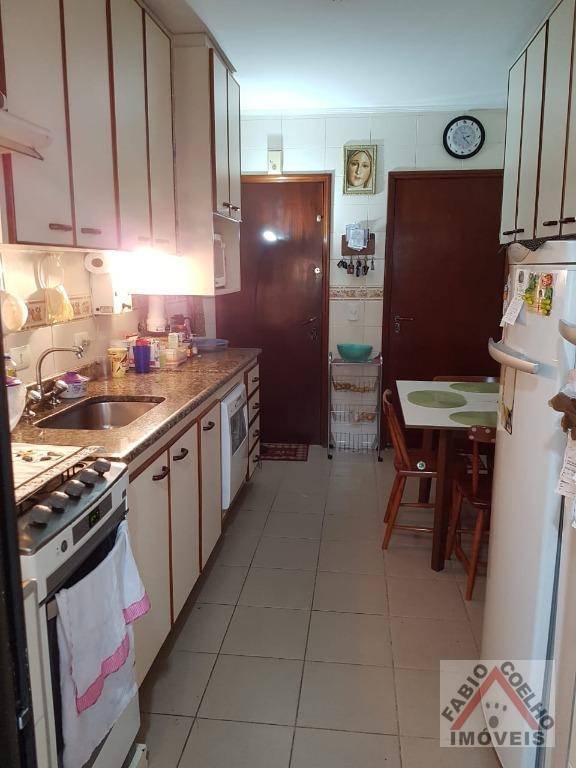 Apartamento à venda com 2 quartos, 97m² - Foto 13