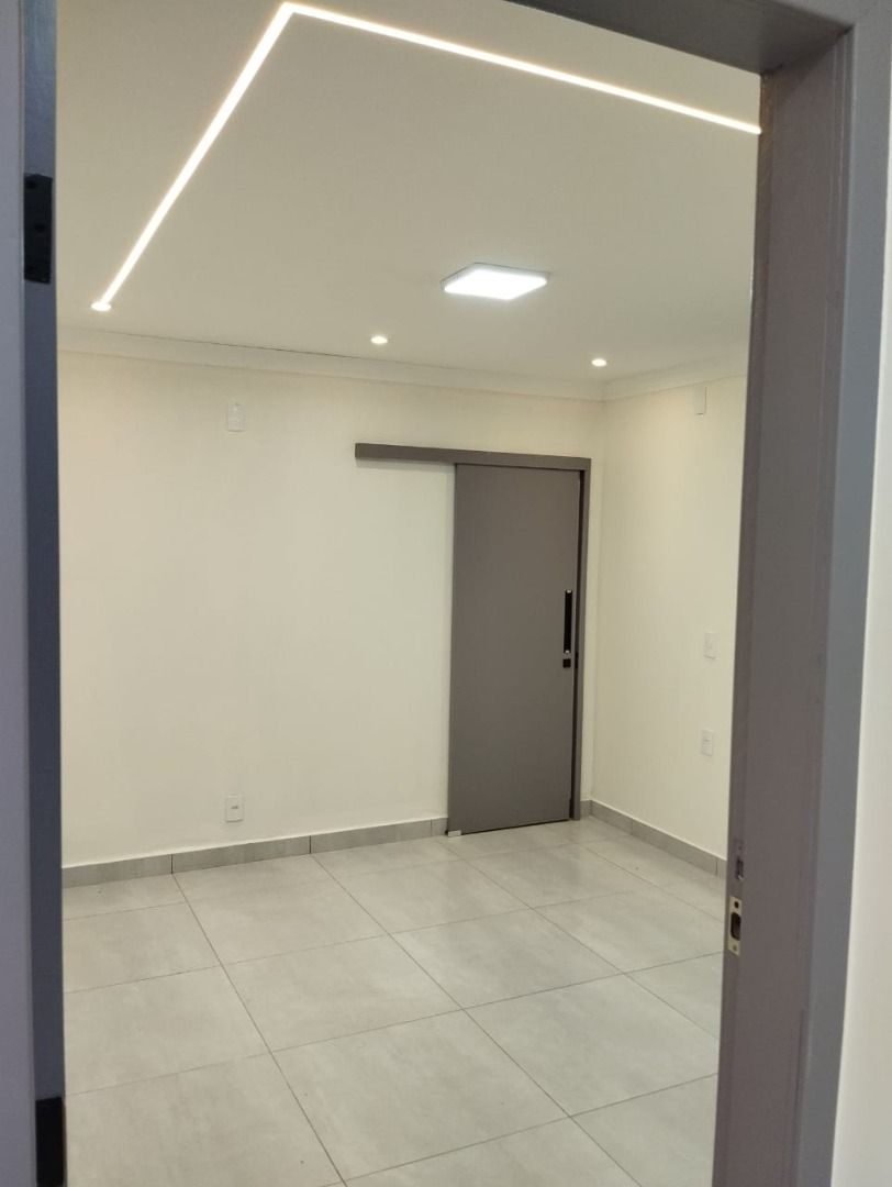 Casa à venda com 3 quartos, 139m² - Foto 9