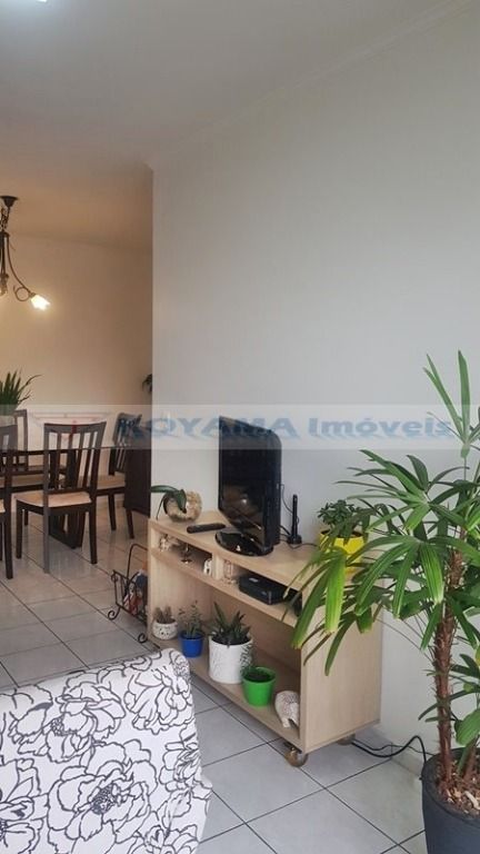 Apartamento à venda com 2 quartos, 63m² - Foto 11