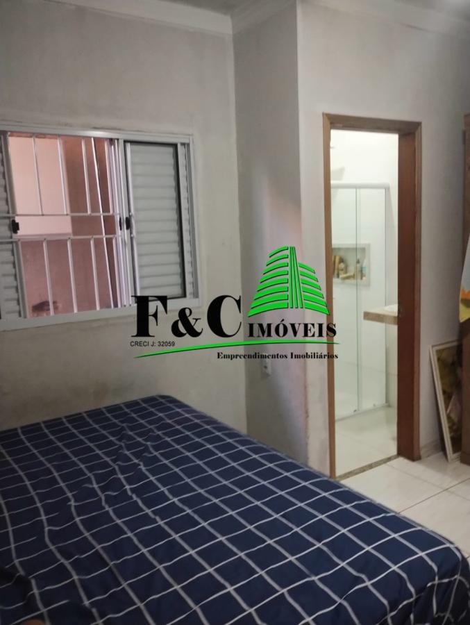 Casa à venda com 5 quartos, 200m² - Foto 20