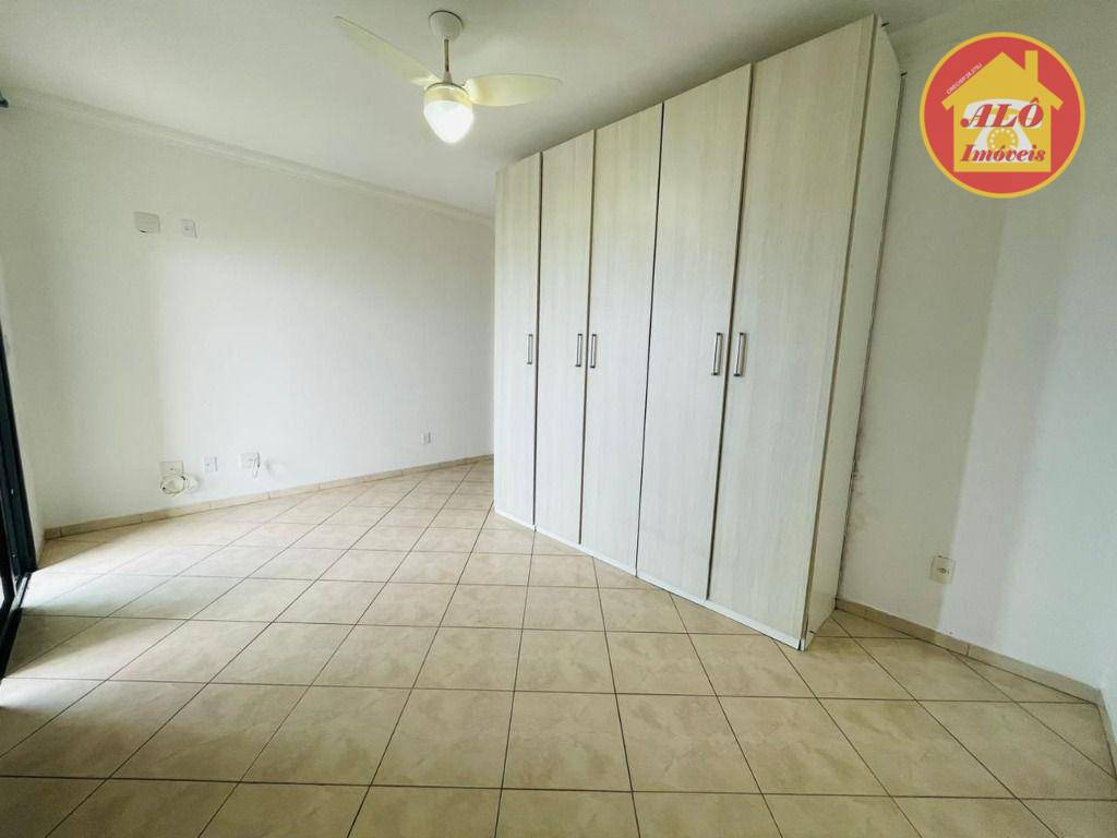 Apartamento à venda com 3 quartos, 137m² - Foto 13