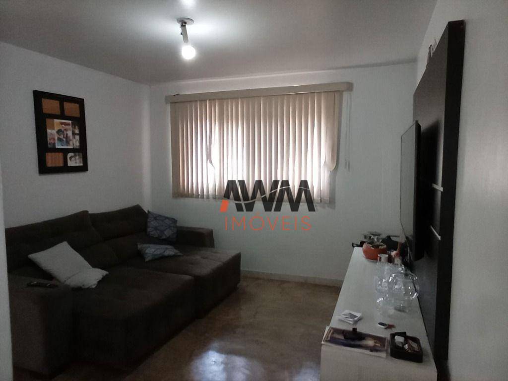 Apartamento à venda com 3 quartos, 74m² - Foto 4