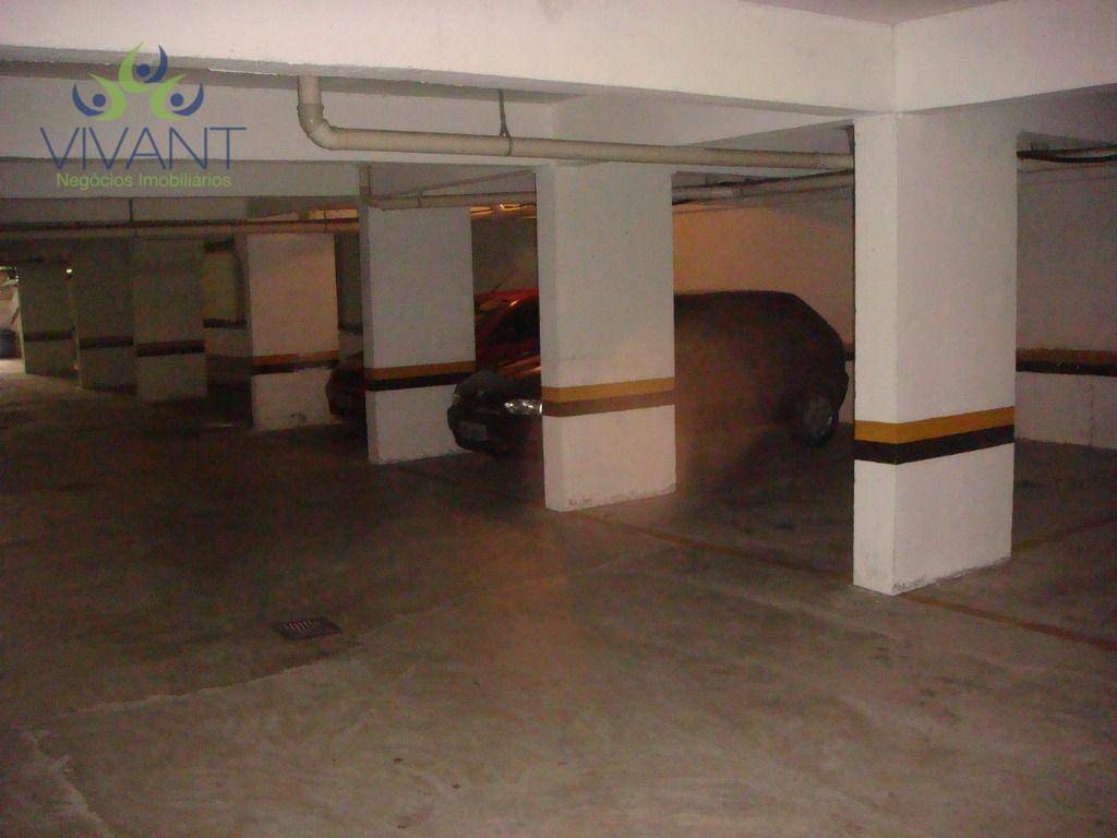 Apartamento à venda com 2 quartos, 75m² - Foto 26