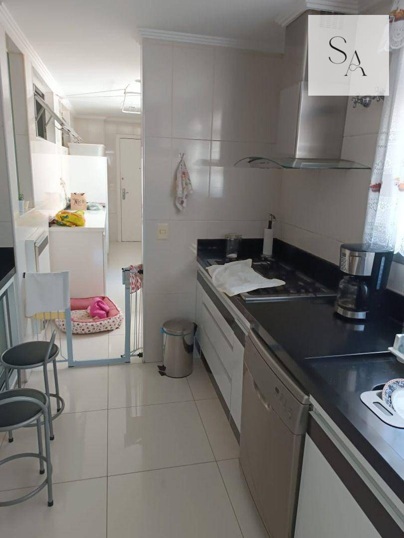 Apartamento à venda com 3 quartos, 215m² - Foto 9