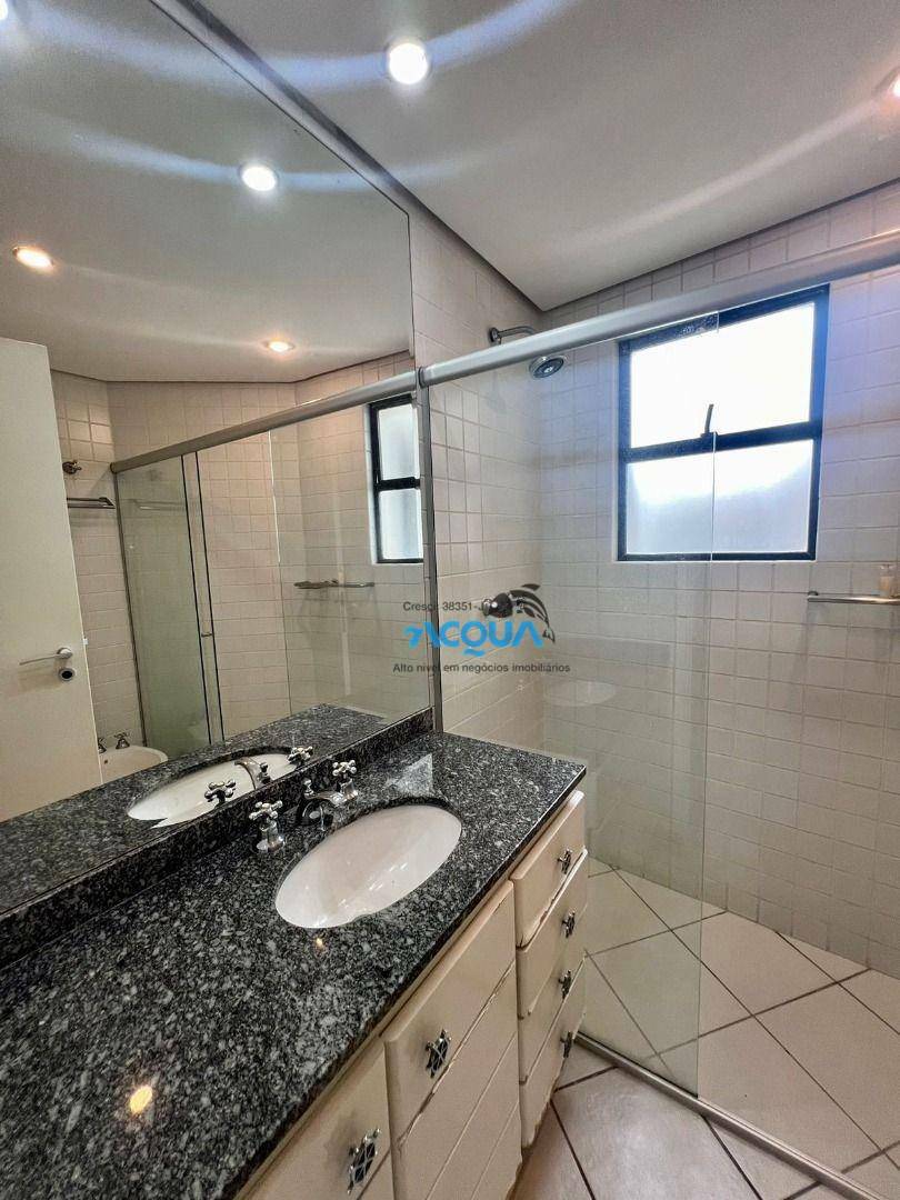 Apartamento à venda com 3 quartos, 185m² - Foto 14