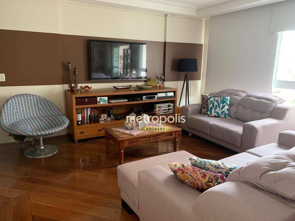 Apartamento à venda com 3 quartos, 190m² - Foto 1