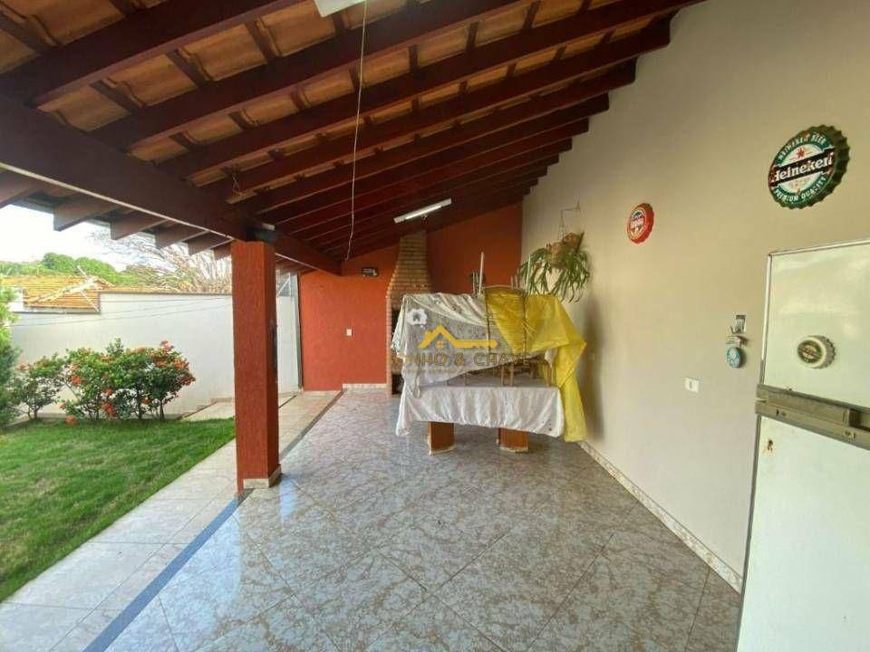 Casa à venda e aluguel com 3 quartos, 176m² - Foto 16