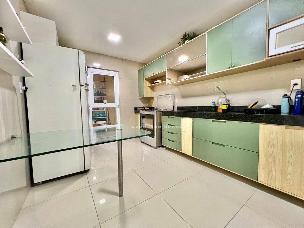 Casa de Condomínio à venda com 4 quartos, 165m² - Foto 14