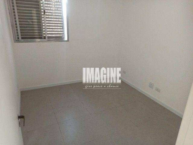 Apartamento à venda com 2 quartos, 74m² - Foto 5