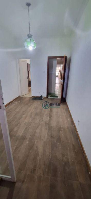 Apartamento à venda com 2 quartos, 65m² - Foto 1