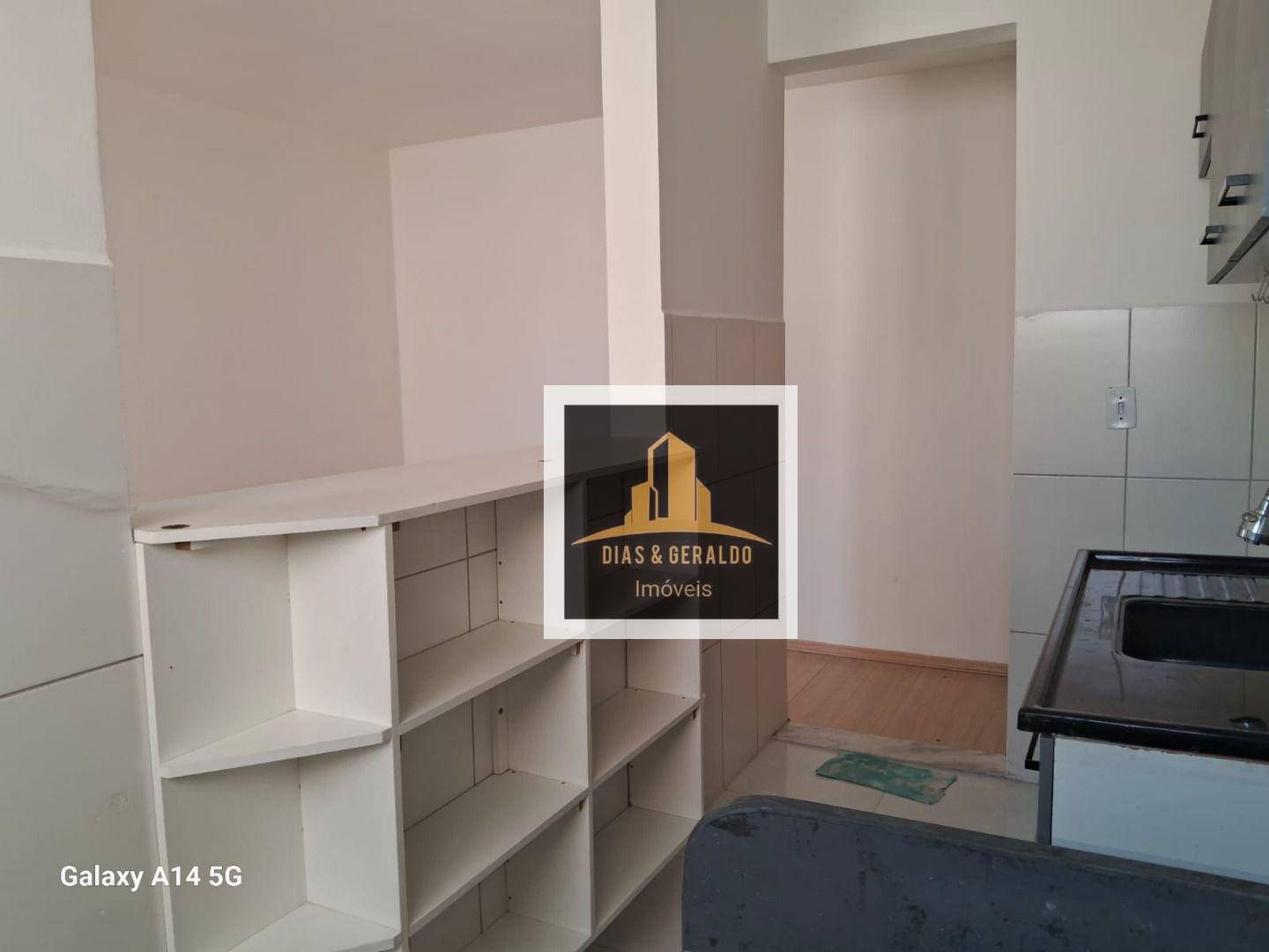 Apartamento para alugar com 2 quartos, 45m² - Foto 5