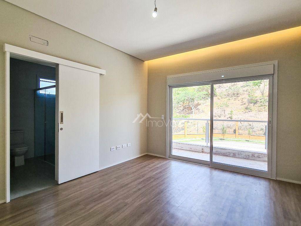 Casa de Condomínio à venda com 4 quartos, 381m² - Foto 20