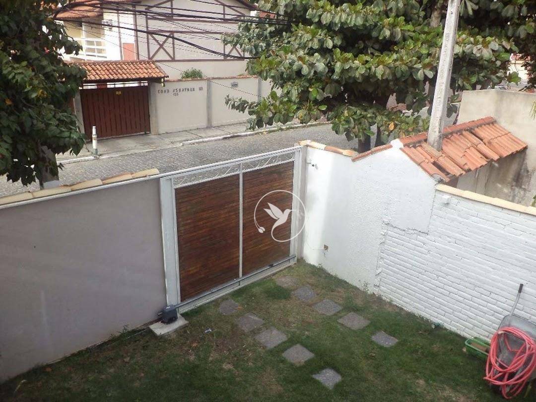 Casa à venda com 4 quartos, 110m² - Foto 20