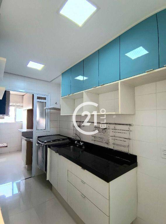 Apartamento para alugar com 2 quartos, 74m² - Foto 11