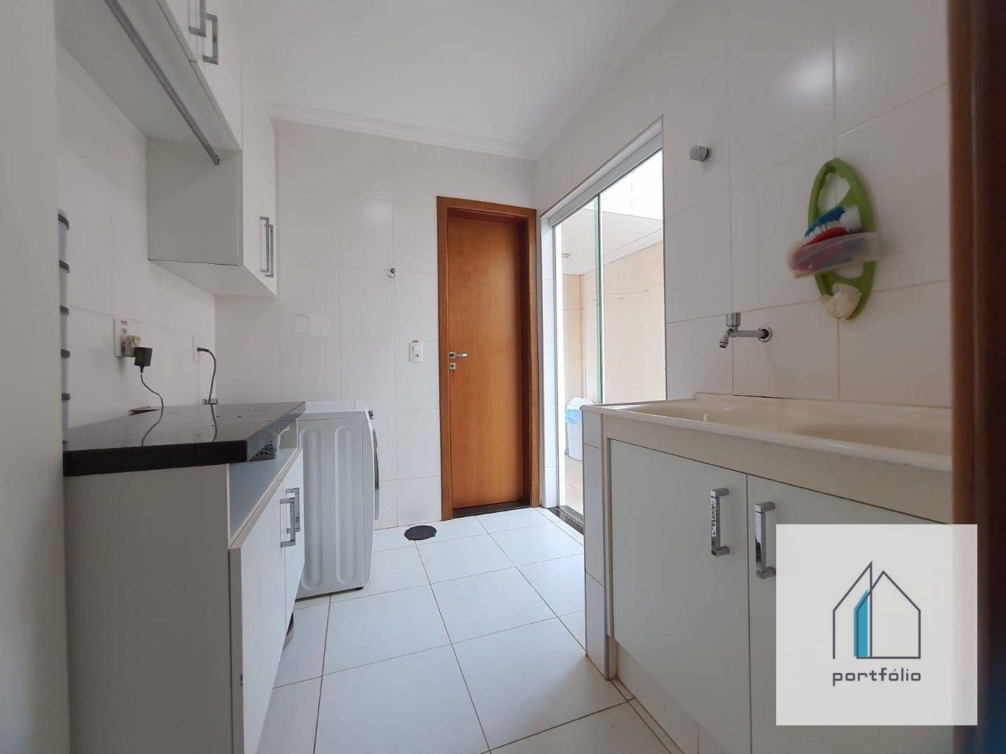 Casa à venda com 4 quartos, 270m² - Foto 20