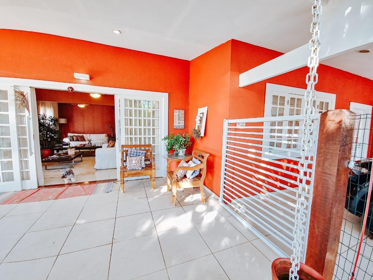 Casa de Condomínio para alugar com 4 quartos, 480m² - Foto 3
